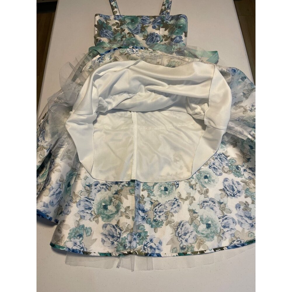 Girls Floral Sleeveless High-Low Dress With Tulle Overlay & Flower Accent 14 - Picture 13 of 14
